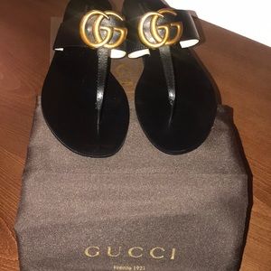 Gucci sandals with GG logo